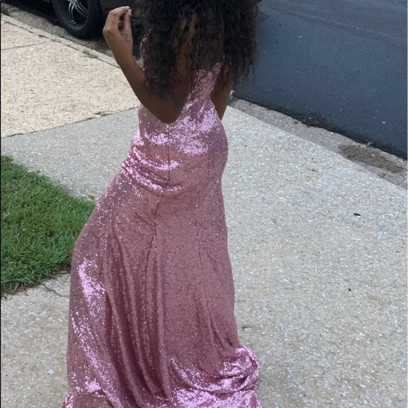 can sequin dresses be altered How to alter sequin dress??? : r/sewing